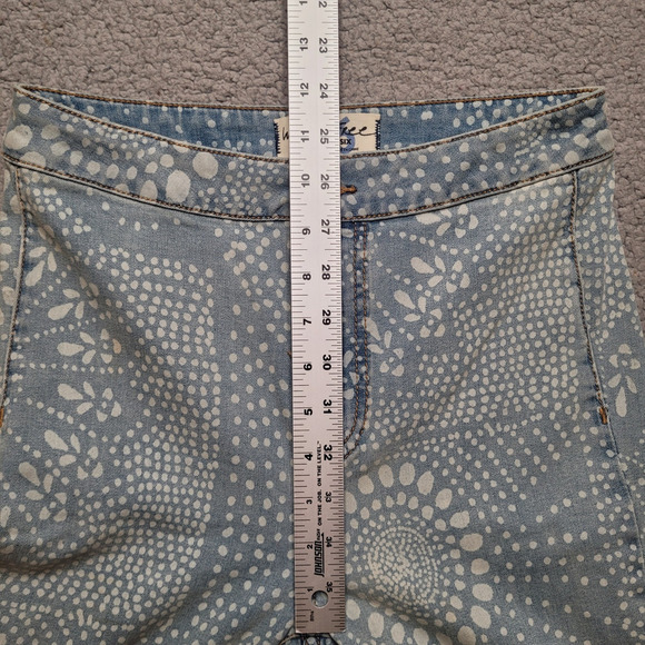 Free People We The Free Jeans 26 JUST FLOAT ON FLARE Bell Bottom Print 70s Boho - Picture 9 of 10